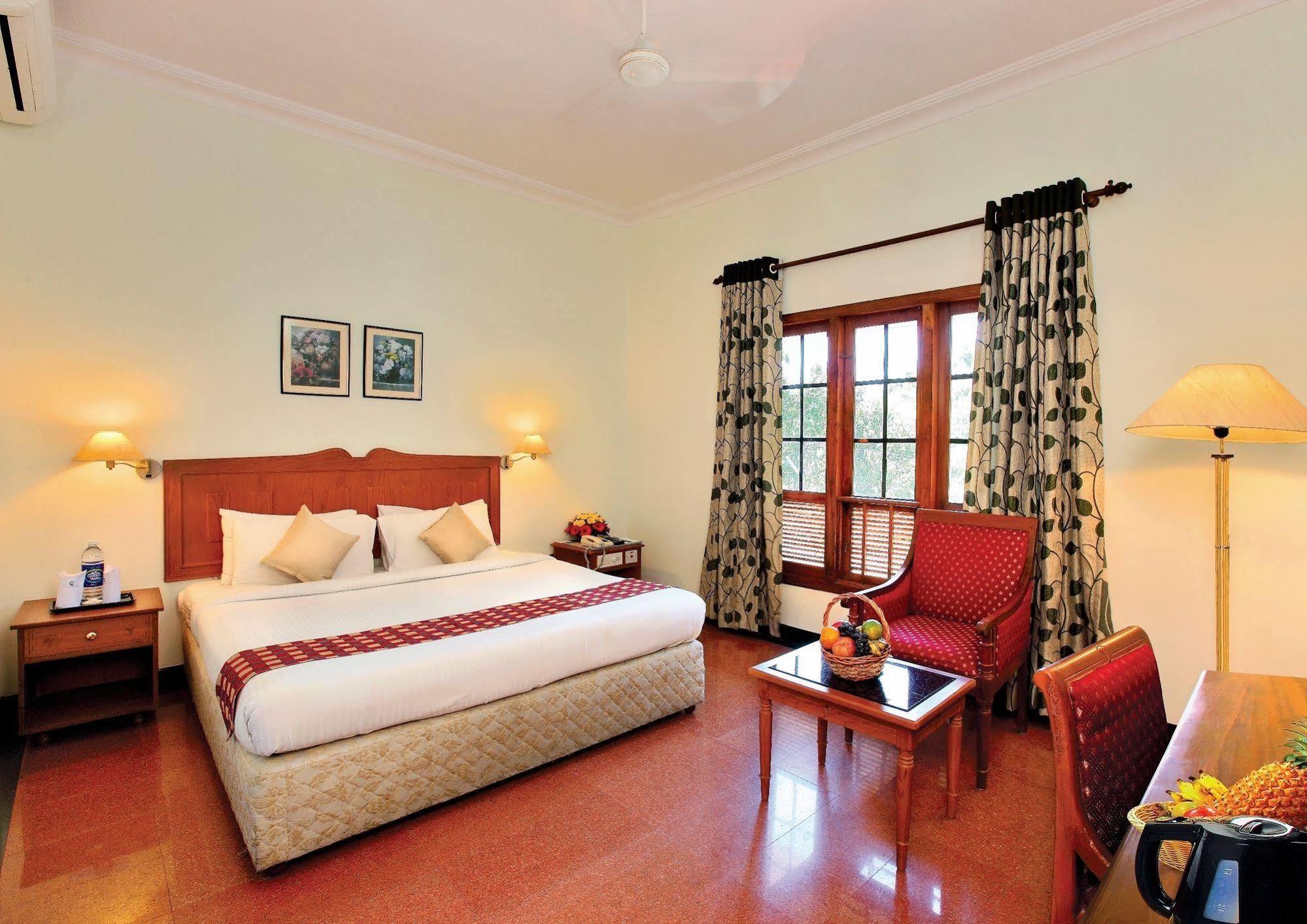 Quality Airport Hotels Nedumbassery Zewnętrze zdjęcie