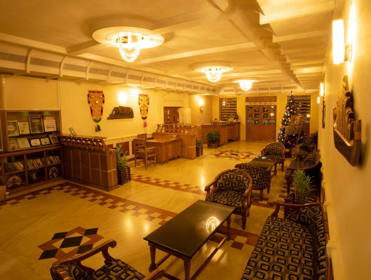 Quality Airport Hotels Nedumbassery Zewnętrze zdjęcie